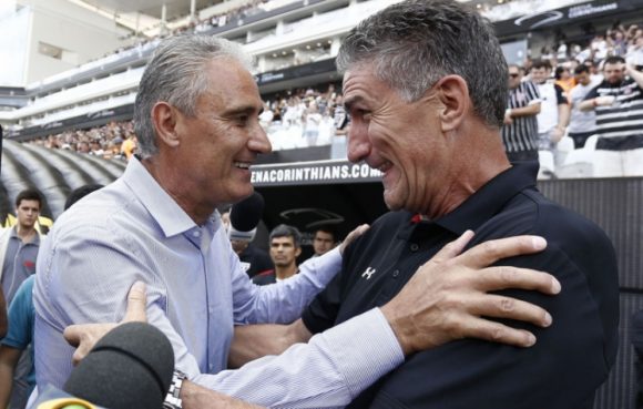 O técnico Tite jamais perdeu de Bauza, em três jogos, o brasileiro tem duas vitórias e um empate sobre o argentino.