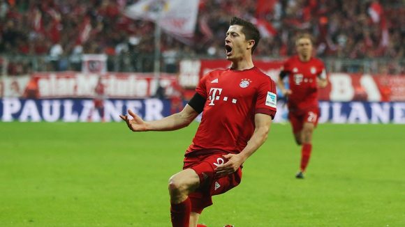 O polonês Robert Lewandowski é o artilheiro do Bayern Munique na Bundesliga, com 12 gols marcados.