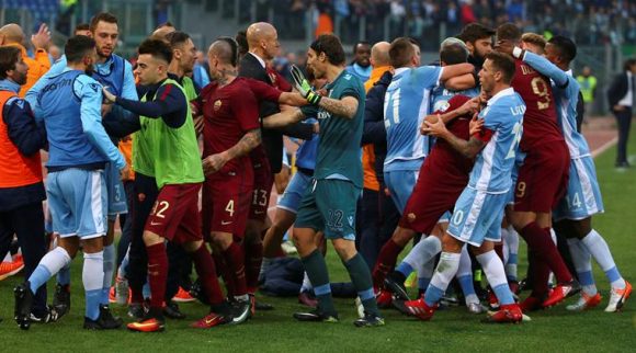 O último clássico entre Lazio x Roma, em dezembro, terminou assim.