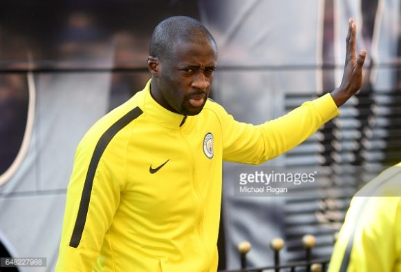 Mesmo tendo uma relação conturbada com Pep Guardiola, o volante Yaya Touré é peça fundamental no esquema do Manchester City. 