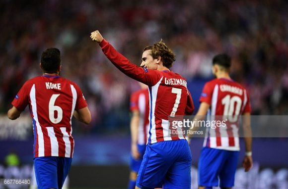 O atacante francês Antoine Griezmann marcou o gol da vitória do Atlético Madrid sobre o Leicester na partida de ida.