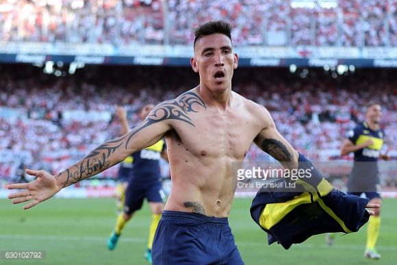 Mesmo com uma série de problemas extra-campo, Ricardo Centurión caiu nas graças do torcedor do Boca Juniors, que sonham com a permanência do atleta na Bambonera. 