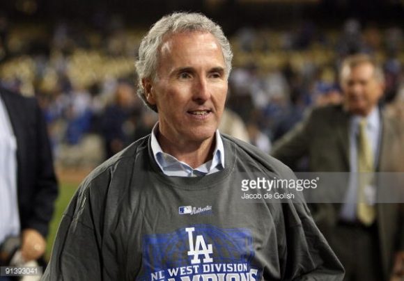 Além de ser dono do Olympique Marseille, Frank McCourt é também proprietário do Los Angeles Dodgers (equipe de beisebol norte-americana).