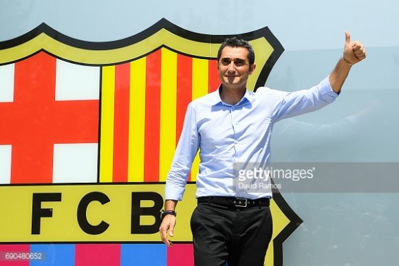 Cabe a Ernesto Valverde, a missão de levar o Barcelona de volta ao caminho das vitórias. 