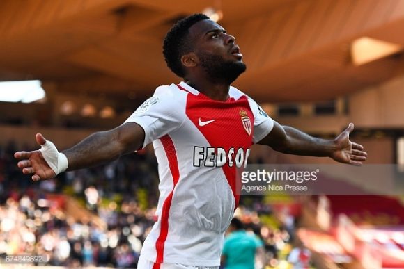 Thomas Lemar comemora um dos gols marcados pelo Monaco na vitória de 3 a 1 sobre o Toulouse, no último encontro entre os times.