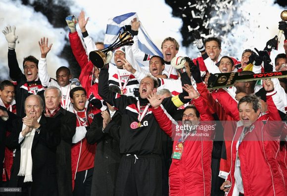 O São Paulo de Rogério Ceni, Diego Lugano, Mineiro, Josué, Cicinho, Júnior, Amoroso, Aloísio e companhia, derrotou o Liverpool por 1 a 0, e consagrou-se campeão do mundo em 2005.