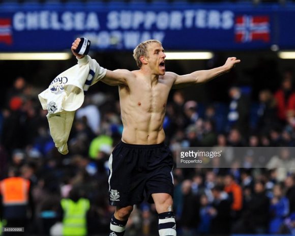 Em 2011, o Everton eliminou o Chelsea da FA Cup (Copa da Inglaterra) no Stamford Bridge, porém no tempo normal, ambos empataram, levando a decisão para os pênaltis. Nas penalidades, os Toffees levaram a melhor, ganhando dos Blues por 4 a 3.