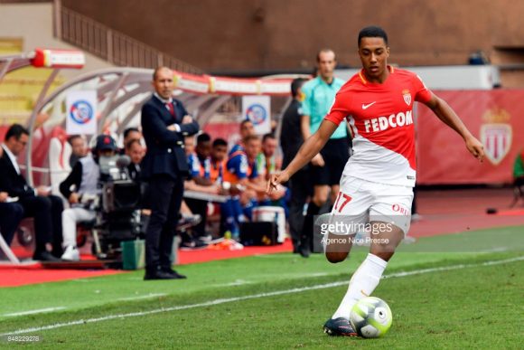 Com o desfalque do brasileiro Fabinho, a jovem promessa belga, Youri Tielemans, ganhará uma oportunidade entre os titulares do Monaco.