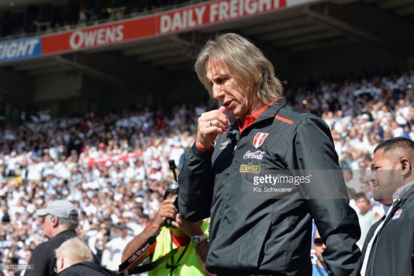Ricardo Gareca, o perigoso atacante do Boca Juniors, River Plate e Independiente, responsável pela desclassificação do Peru 