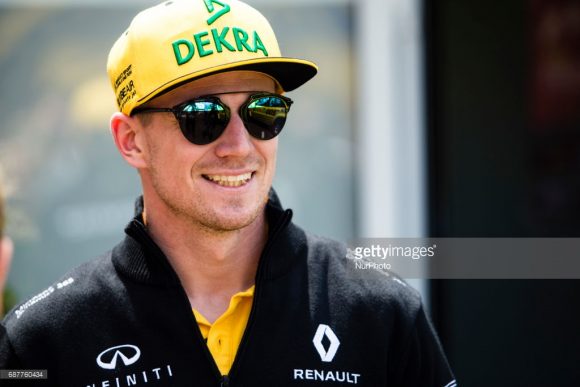 Nico Hulkenberg: O piloto alemão da Renault pode não ser campeão dentro das pistas, mas fora delas, torce para o clube mais poderoso da Alemanha, o atual pentacampeão Bayern Munique.
