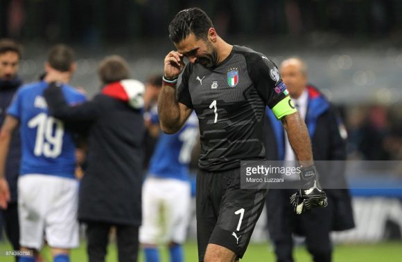 Após a vexatória eliminação da Itália na repescagem da Copa do Mundo, resta agora ao goleiro Gianluigi Buffon, de 39 anos, sonhar com hexacampeonato do Calcio.