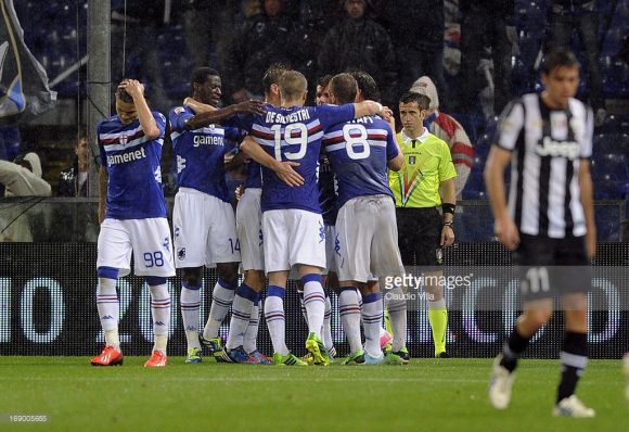 A última vitória da Sampdoria sobre a Juventus, aconteceu no ano de 2015, época em que a Juve ainda era comandada pelo treinador Antonio Conte. Curiosamente, o atacante Fabio Quagliarella, defendia as cores da Vecchia Signora naquela ocasião.