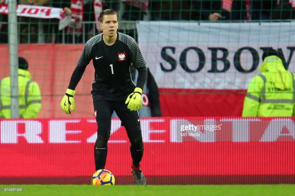 Devido a ausência da lenda Gianluigi Buffon, que encontra-se lesionado, o polonês Wojciech Szczesny ganhará mais uma oportunidade entre os titulares da Juventus.