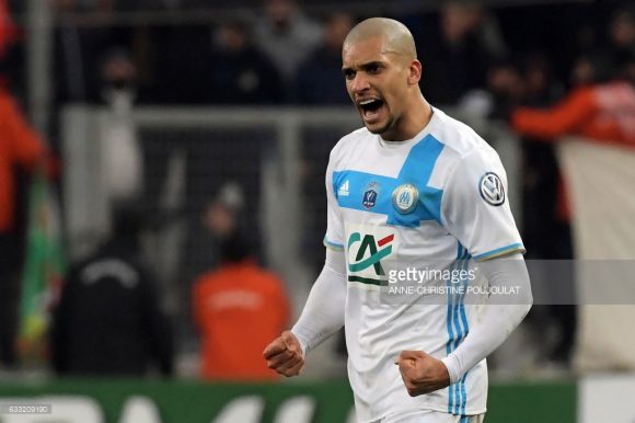 Graças ao gol salvador do brasileiro Dória, o Olympique Marseille derrotou o Lyon (2 x 1), no último encontro entre eles, pela Copa da França 2016/17. 