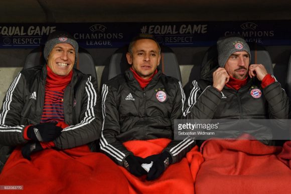 Com os contratos se encerrando no final da temporada, os jogadores Arjen Robben, Rafinha e Frank Ribéry, também darão adeus ao Bayern Munique.