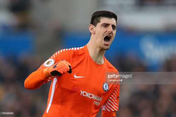 Willy Caballero foi o goleiro do Chelsea durante toda a disputa da FA Cup, porém na decisão, o belga Courtois (foto) será o titular.