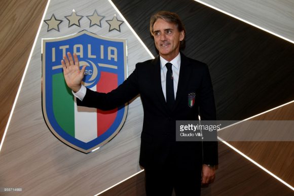 Enquanto as 32 seleções nacionais divulgavam as suas listas de convocações para a Copa da Rússia, a FIGC anunciava Roberto Mancini como novo treinador da Azzurra.