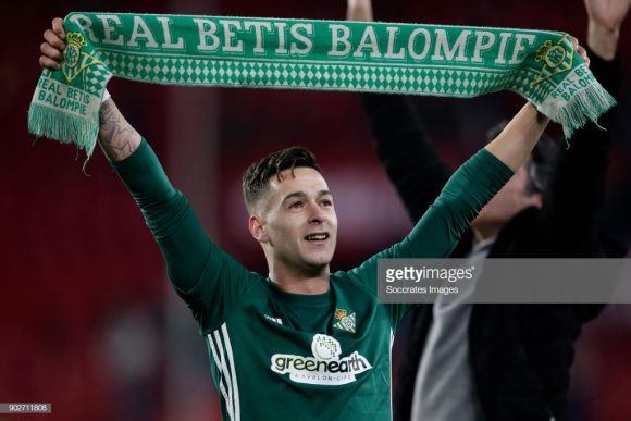 O auge do Bétis na temporada anterior, foi a goleada sobre o rival, Sevilla, por 5 a 2, em pleno estadio Ramón Sánchez Pizjuán.