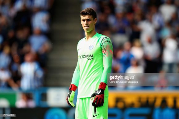 Após perder Thibaut Courtois para o Real Madrid, o Chelsea surpreendeu ao contratar Kepa Arrizabalaga por 80 milhões de euros. Com isso, o jovem atleta de 20 anos de idade, é o goleiro mais caro da história do futebol mundial, além de ser o sexto espanhol no elenco dos Blues.