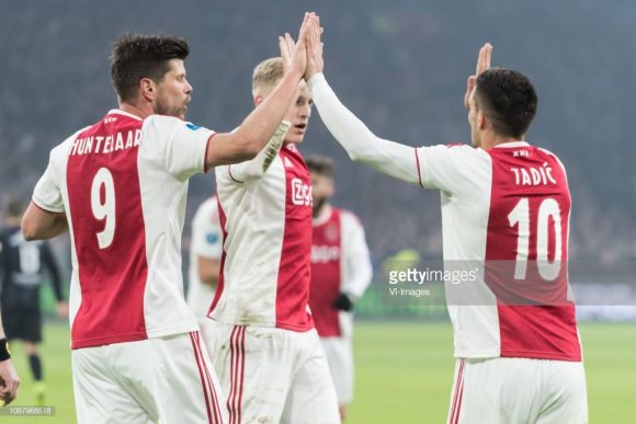 O Ajax é dono do melhor ataque da Eredivisie com 64 gols em 18 jogos. 