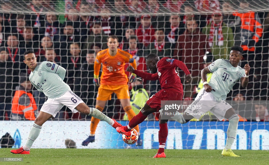 na última quarta-feira, o Liverpool empatou sem gols com o Bayern pelas oitavas de final da Champions League. Este resultado obrigará os Reds à vencerem os bávaros em Munique.