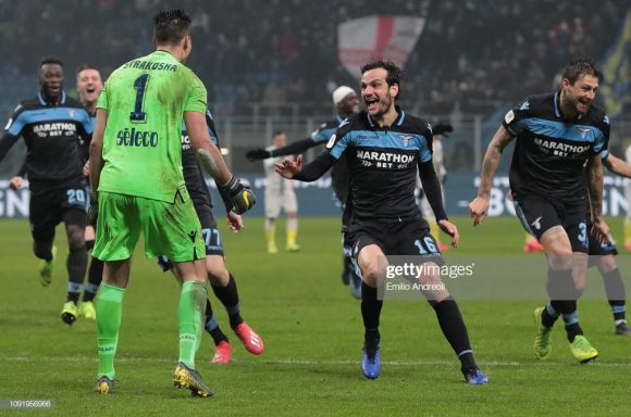 A Lazio derrotou a Internazionale nas quartas de final da Copa da Itália. Será que os biancocelestis conseguirão superar a outra equipe de Milão nas semifinais do torneio?