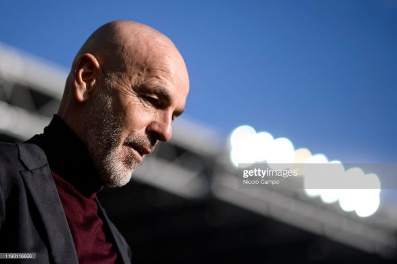 Stefano Pioli tem pífio desempenho no Milan.