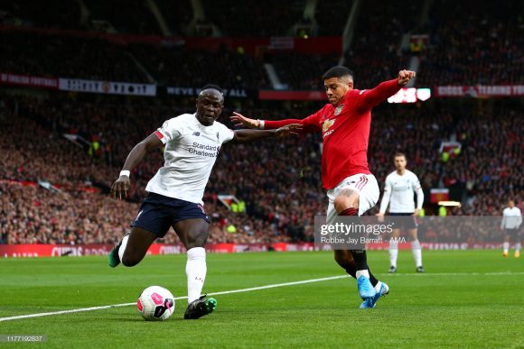 1 a 1, este foi o placar do embate entre Manchester United x Liverpool no primeiro turno da Premier League 2019/20, realizado no Old Trafford. 