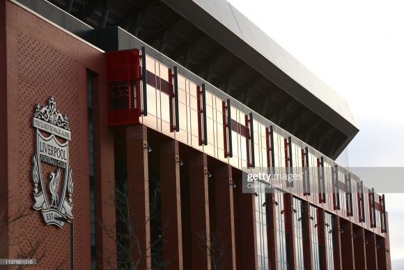 Mantendo-se com 100% de aproveitamento em Anfield pela Premier League, o Liverpool venceu os últimos 18 compromissos em seus domínios pela competição.